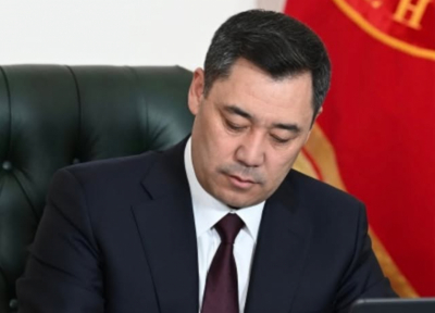 Девушку наказали за ИИ-изображение с президентом Кыргызстана