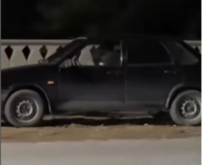 Кражу девушки сняли на видео в Семее. Полиция установила обидчика