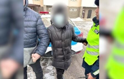 В Астане подросток напал с ножом на ребенка в лифте   