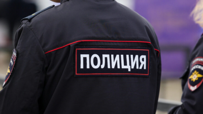 Юноша угнал незапертую иномарку казанца, пока тот отлучился &ndash; видео 27/01/2026 &ndash; Новости