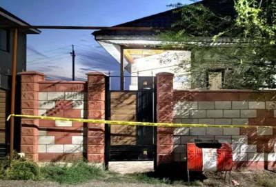 Участковый спас двоих мужчин, обезвредив вооружённого тесаком нападавшего в Алматинской области