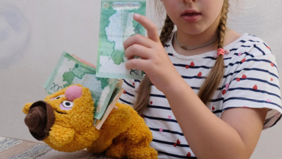 Пособия для всех семей с детьми предложили ввести в Казахстане