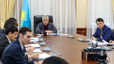 Правительство расширяет меры по сдерживанию цен в преддверии праздников