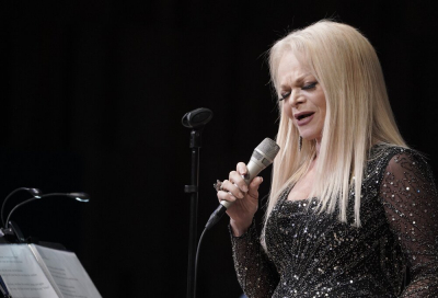 На первом в году концерте Долиной ожидается аншлаг