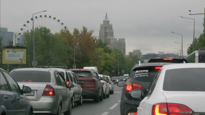 Мужчина в Астане вернул в автосалон задымившееся авто