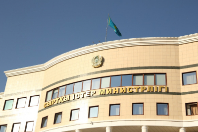 Советника посла Казахстана в ОАЭ срочно отозвали