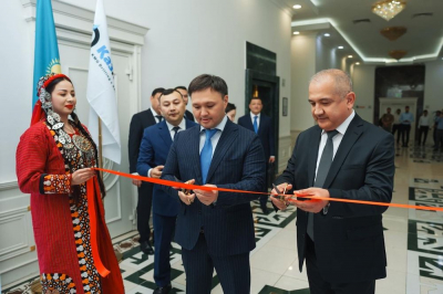 Казахстанская плавучая буровая установка начнет бурение в туркменском секторе Каспия