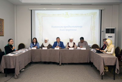 85% казахстанцев выступает за запрет пропаганды ЛГБТ &ndash; правозащитница Балтабаева