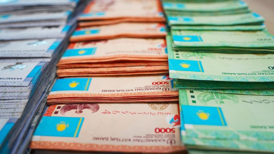 Какие депозиты выбирают семейные казахстанцы и зачем они копят деньги